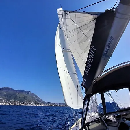 Rosa Dei Venti Hotel en barco Isquia