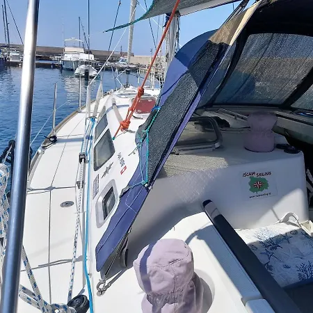 Πλωτό κατάλυμα Rosa Dei Venti *