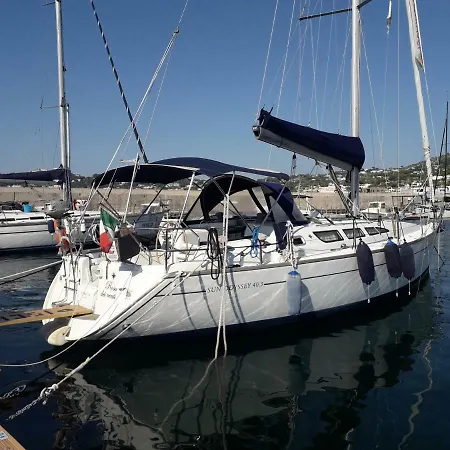 Πλωτό κατάλυμα Rosa Dei Venti *